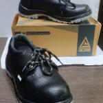 Leather Acme Tusker Safety Shoes